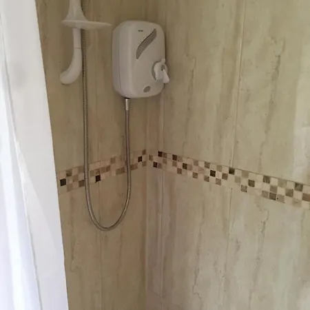 Nocleg ze śniadaniem Garrenmore 3*