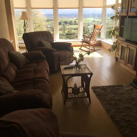 Garrenmore Nocleg ze śniadaniem 3*