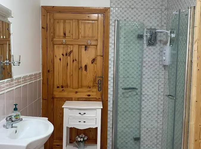 住宿加早餐酒店 Garrenmore